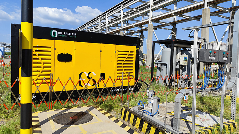 柴驅(qū)無(wú)油空壓機(jī)租賃現(xiàn)場(chǎng)